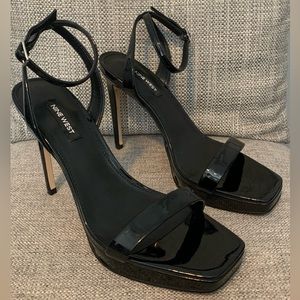 Nine Wear Black Strappy High Heels Size 8